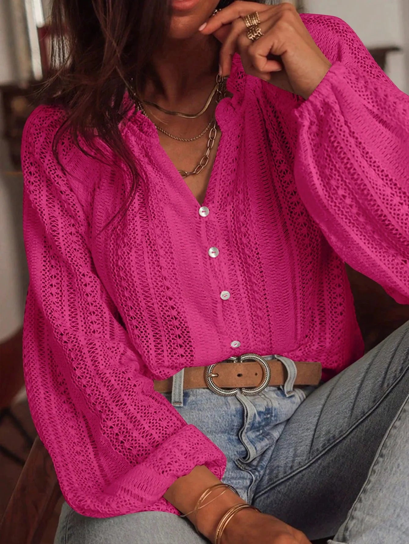 Blusas de mujer primavera y otoño nueva moda suelta Simple todo-fósforo encaje hueco cuello en V camisas de manga larga de una sola rota para mujer