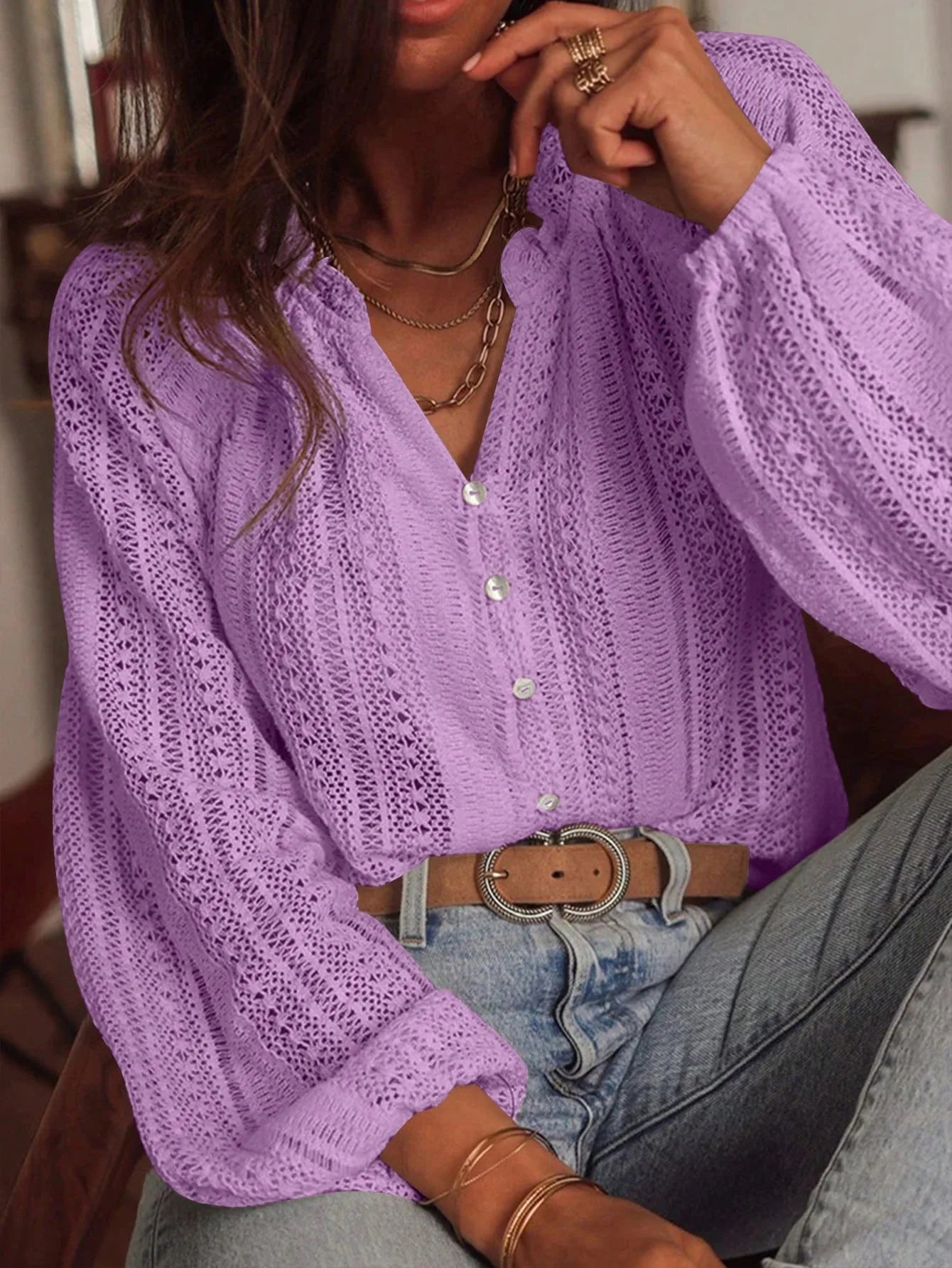 Blusas de mujer primavera y otoño nueva moda suelta Simple todo-fósforo encaje hueco cuello en V camisas de manga larga de una sola rota para mujer