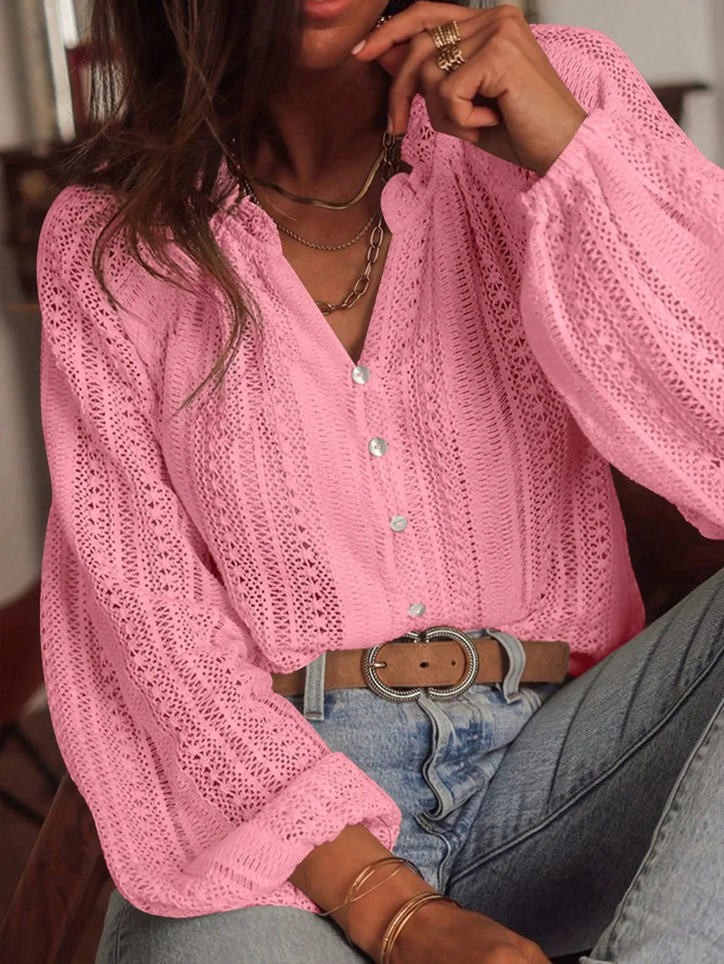 Blusas de mujer primavera y otoño nueva moda suelta Simple todo-fósforo encaje hueco cuello en V camisas de manga larga de una sola rota para mujer