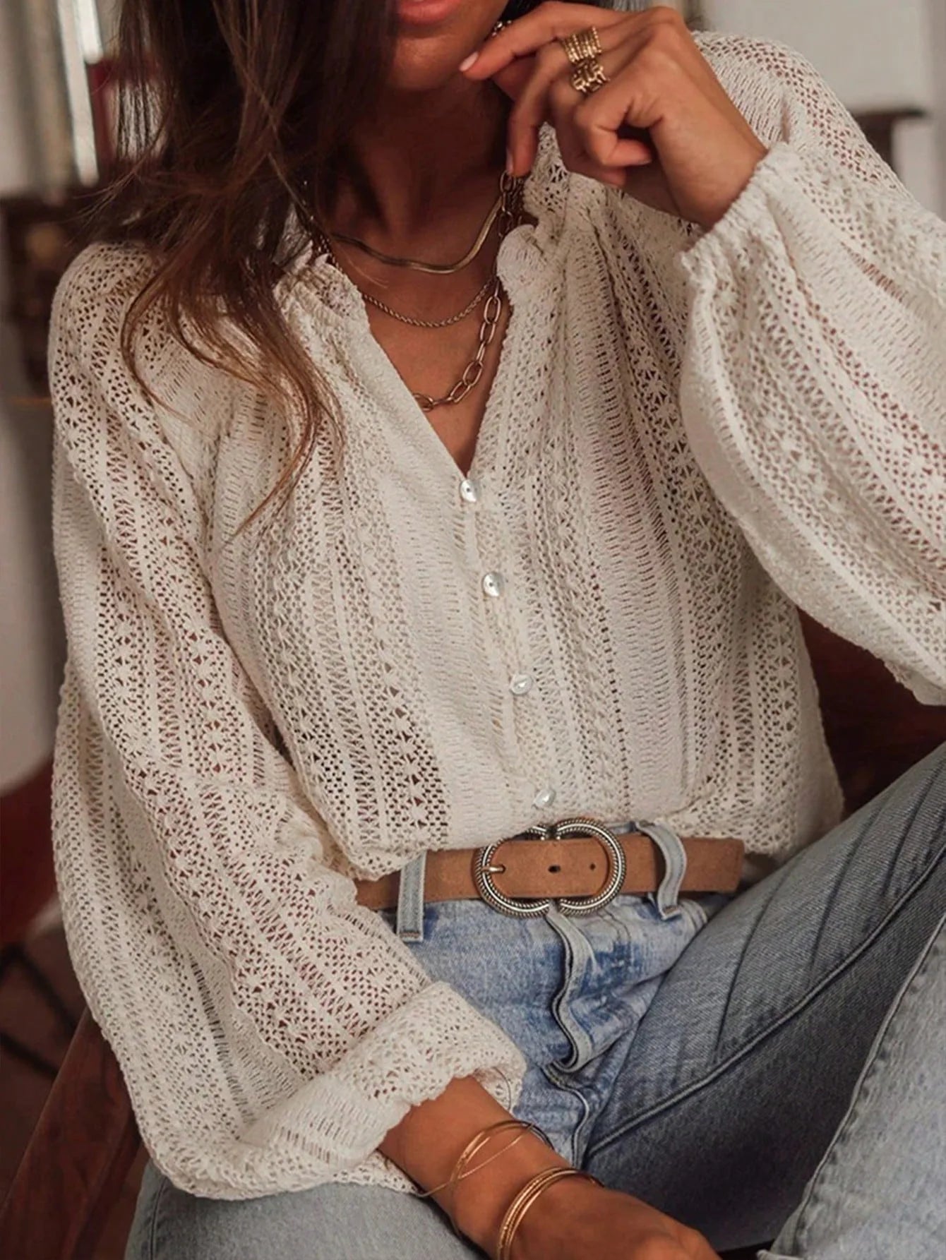 Blusas de mujer primavera y otoño nueva moda suelta Simple todo-fósforo encaje hueco cuello en V camisas de manga larga de una sola rota para mujer