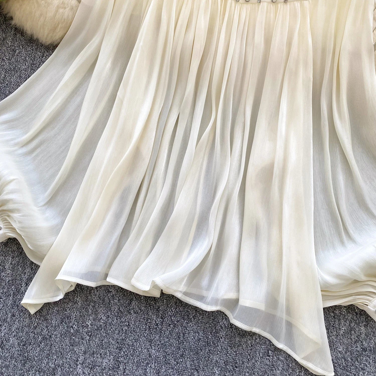 SINGREINY-Blusa de gasa con diamantes para mujer, camisa fina de corte francés con manga acampanada, Top de lujo Irregular plisado de alta calidad